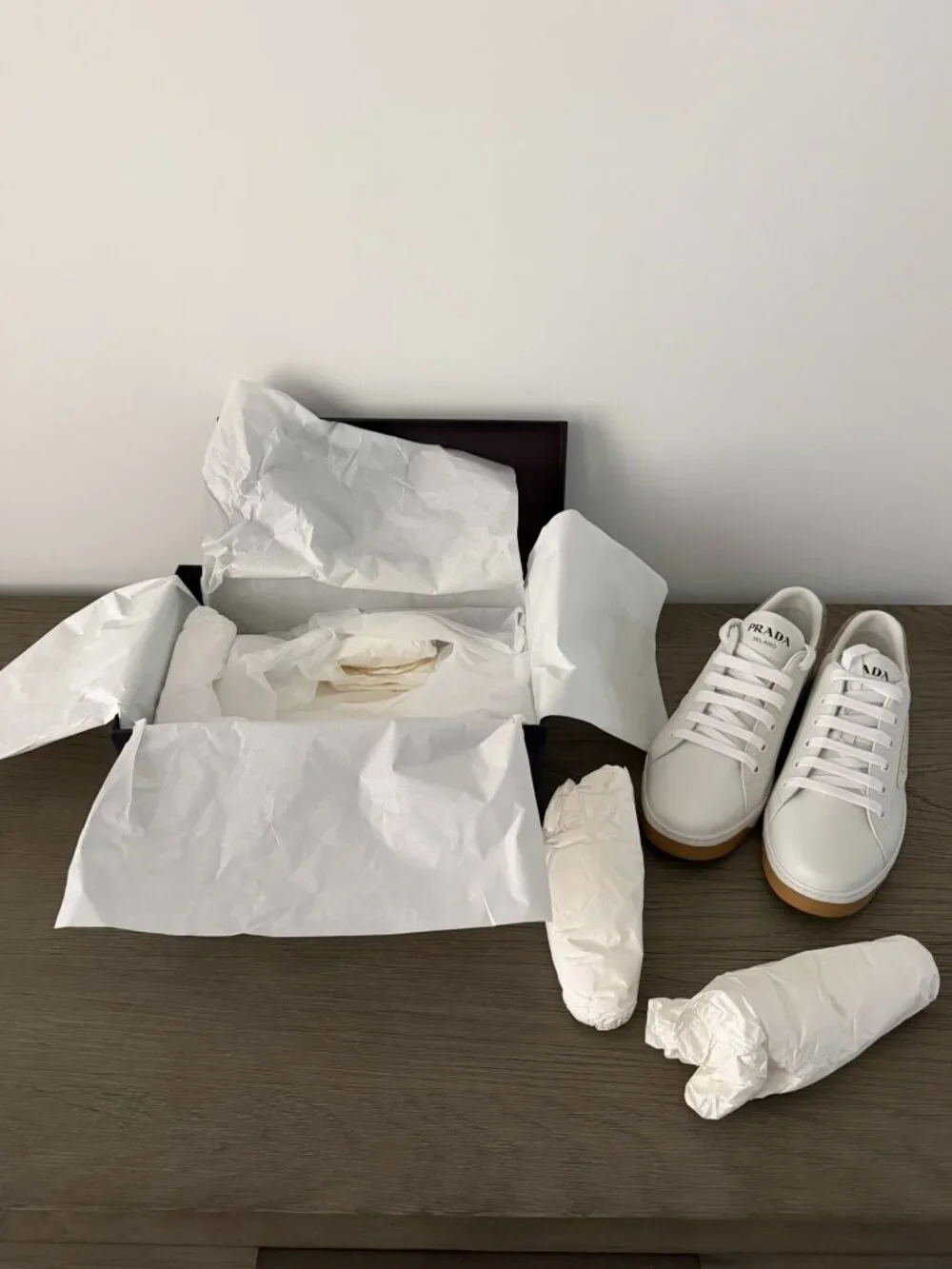 PRADA Calzature Donna Women's White/Tan Sneakers - Size 9 (39) - NEW! - Picture 13 of 14